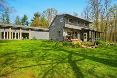 buqsglpaxmslpq5dxoxz-scaled