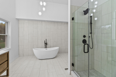 Highwood Haven Bathroom 6