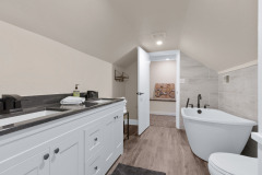 Pine Terrace Bathroom 0880