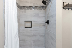 Pine Terrace Bathroom 1036