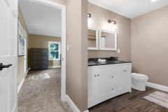 Pine Terrace Bathroom 1040