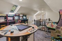 Pine Terrace Entertainment 11