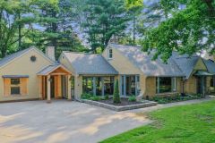 Pine Terrace Exterior 1