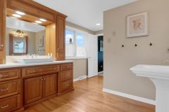 TERRAVIEW BATHROOM 3
