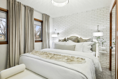 VALLEY VIEW BEDROOM 2