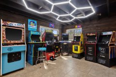 WOODED HILLS ENTERTAINMENT 8