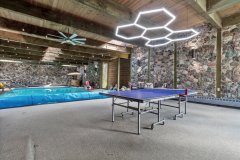 WOODED HILLS ENTERTAINMENT 6