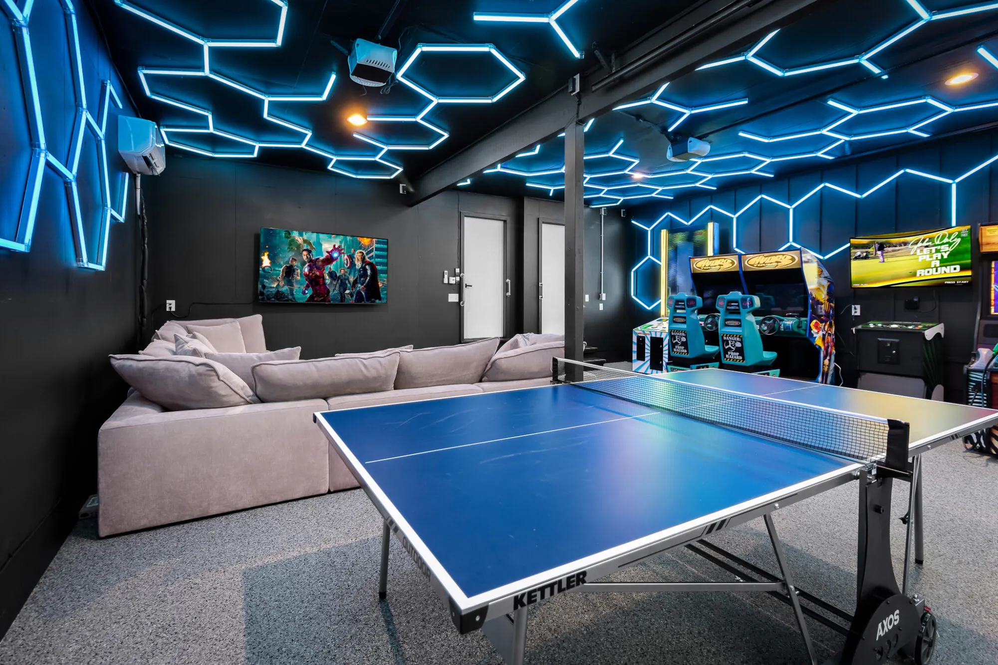 Private arcade room in a Terra2 rental